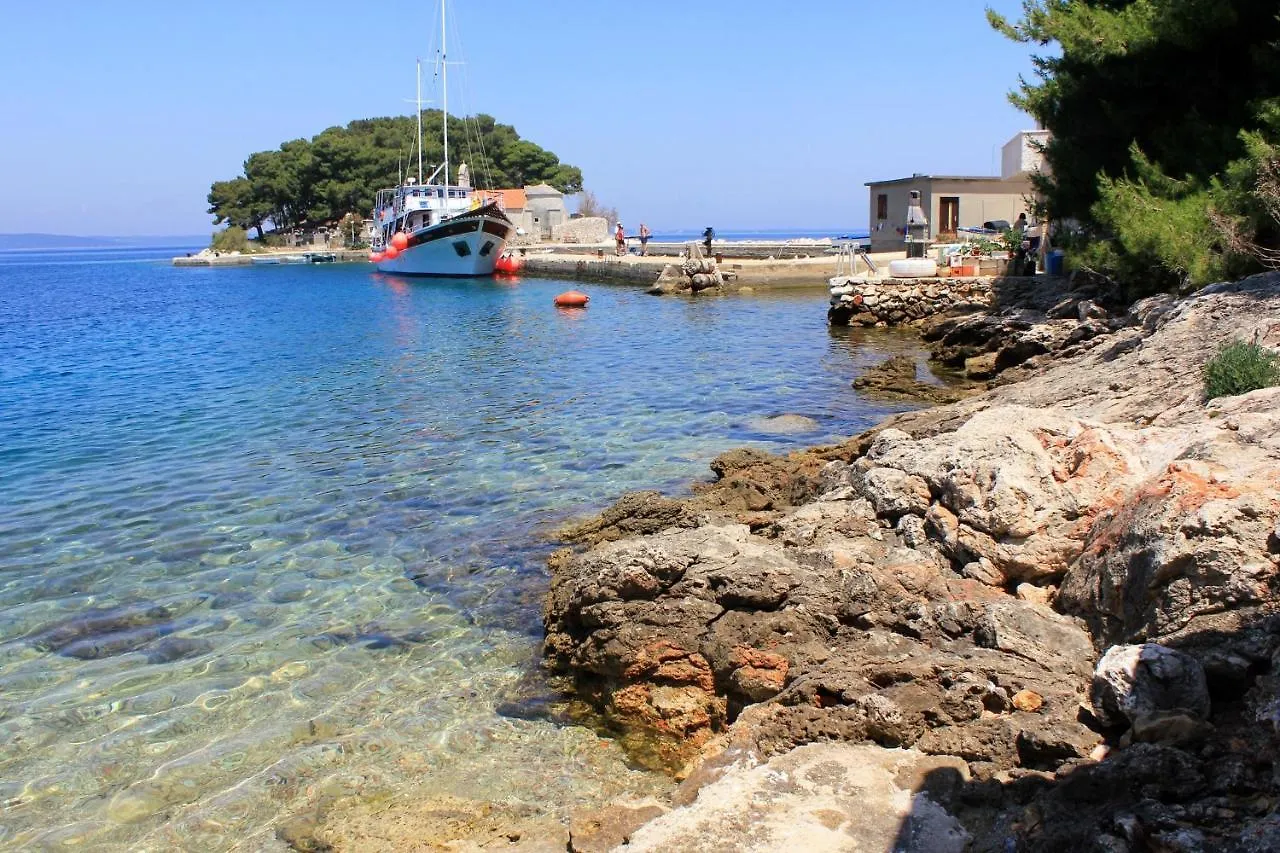 Apartments With A Parking Space Savar, Dugi Otok - 12762 Brbinj